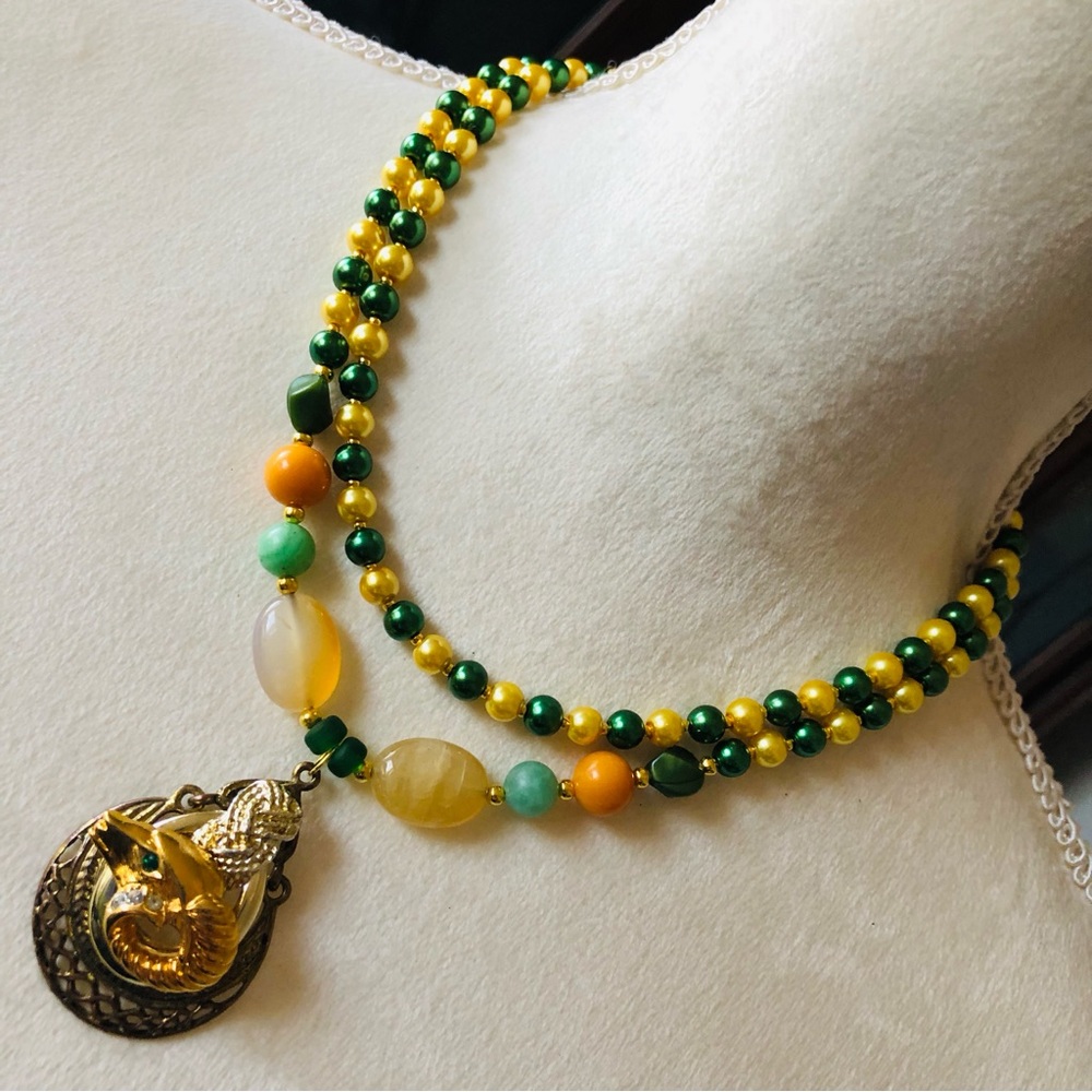 Handcrafted repurpose double strand KJL emerald ram Czech glass Pearl necklace